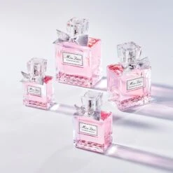 DIOR Miss Dior Blooming Bouquet -Parfum Élégance Promos Magasin dior miss dior blooming bouquet eau de toilette notes fraiches et tendres 8